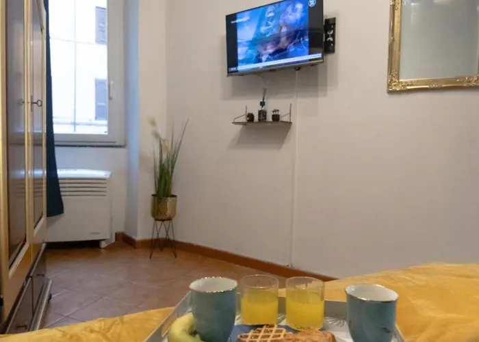Crezy House Trilussa Apartment Rome